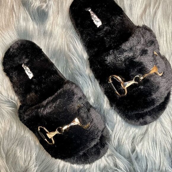 Faux Fur Slides - Picture 3 of 8